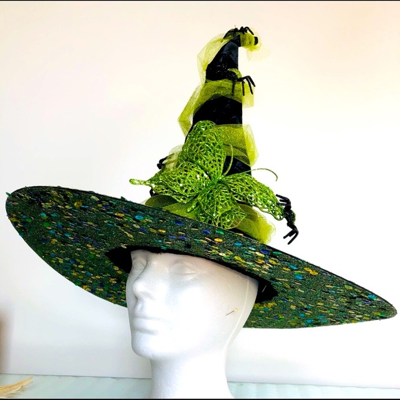 Witch hat Black & green spiders and butterfly sparkle covered broom top & bottom - Picture 8 of 15